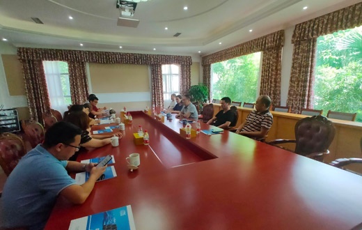 湖南邵陽客人到公司調(diào)研考察