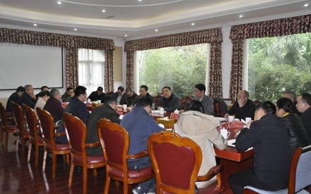 12月11日鄧平調(diào)研新聞